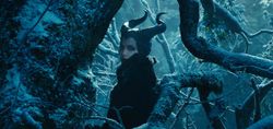 ตัวอย่างแรก Maleficent เผยโฉม แองเจลิน่า โจลี่ ในบทตัวร้ายสุดคลาสสิค