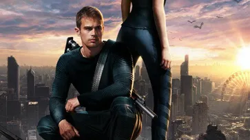 Divergent (ไดเวอร์เจนท์) คนแยกโลก