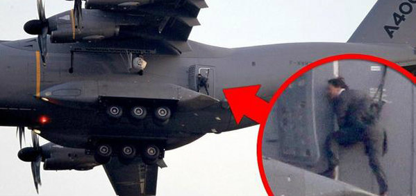 ทอม ครูซ ท้าตายเกาะเครื่องบินถ่าย Mission: Impossible 5