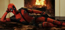 เผยภาพแรก ไรอัน เรย์โนลด์ กับมาดฮีโร่สุดเกรียนใน Deadpool