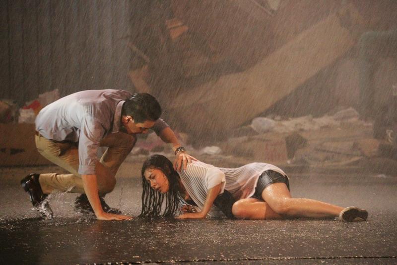 เลื่อมสลับลาย