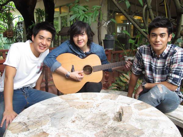 น็อต อัครณัฐ  