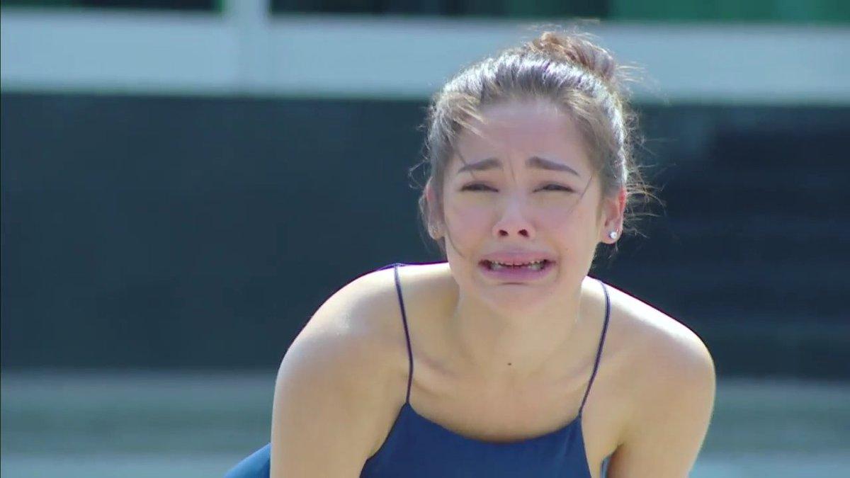 คลื่นชีวิต ญาญ่า