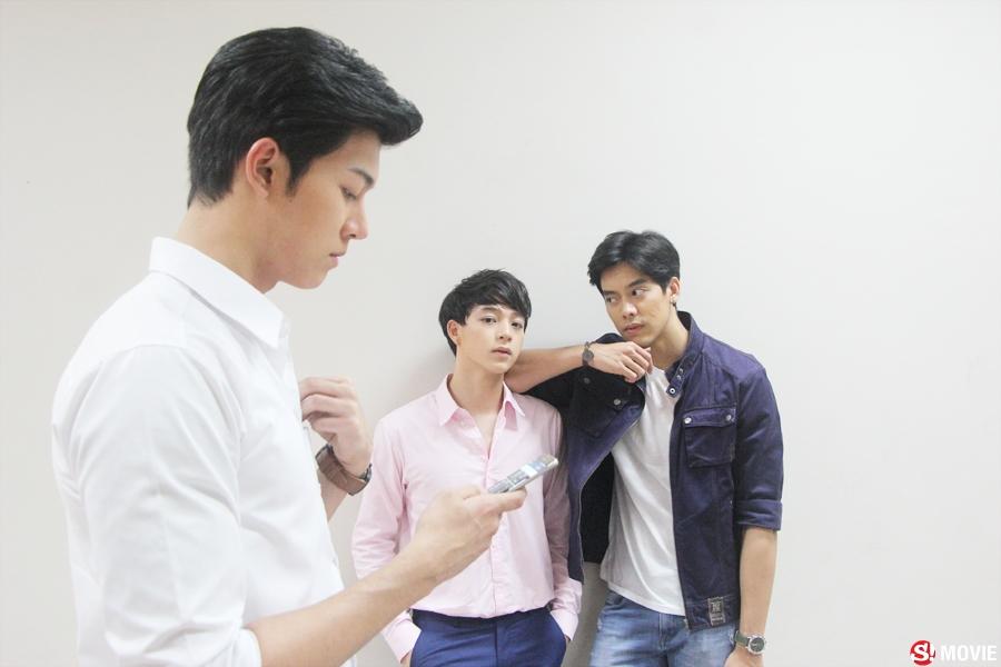 ปิดกล้อง เดือนเกี้ยวเดือน 
