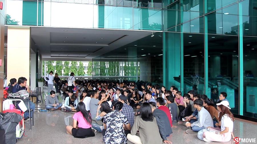 ปิดกล้อง เดือนเกี้ยวเดือน 