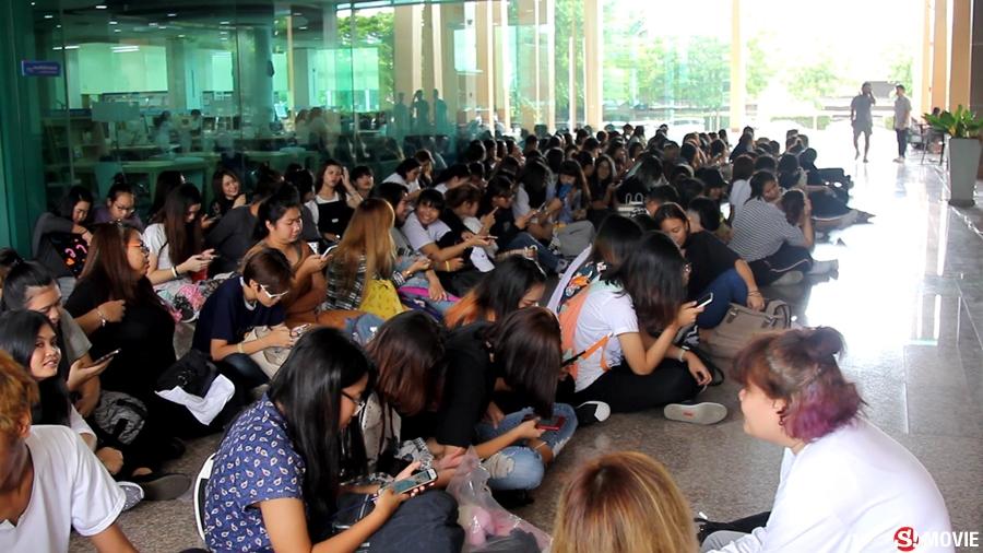 ปิดกล้อง เดือนเกี้ยวเดือน 