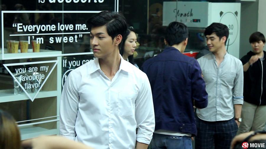 ปิดกล้อง เดือนเกี้ยวเดือน 