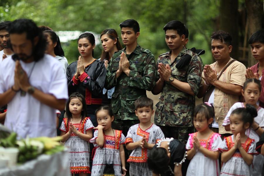 ละคร แผ่นดินของพ่อ