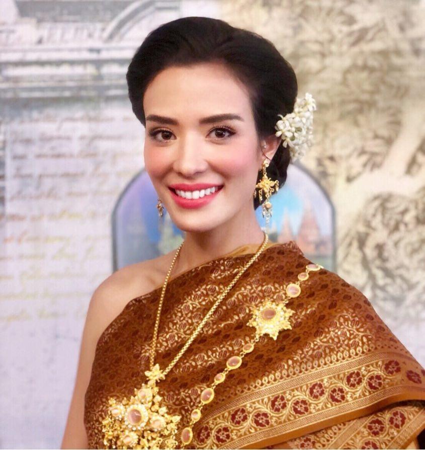 บุพเพสันนิวาส ท้าวทองกีบม้า