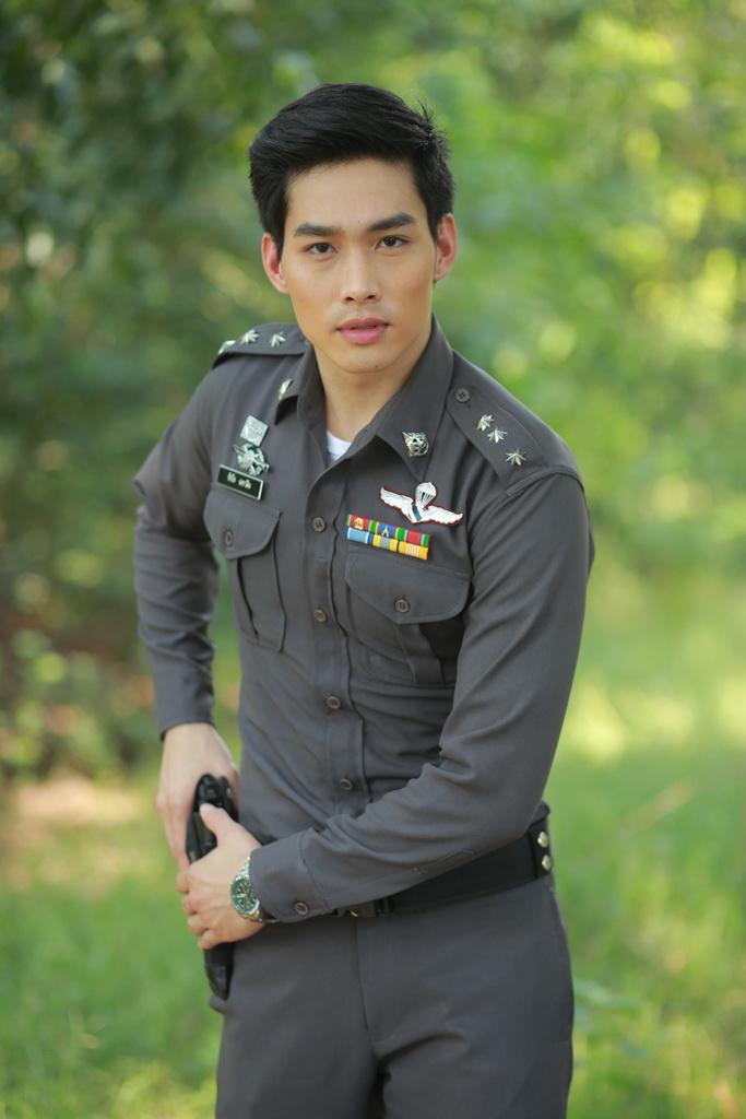 เชิงชายชาญ