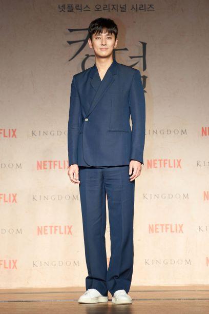 บินลัดฟ้าบุกงานแถลงข่าว “Kingdom” ซีรีส์ดังจาก Netflix ที่ประเทศเกาหลี!