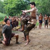 ลิขิตแห่งจันทร์ vs บุพเพสันนิวาส