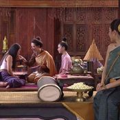 ลิขิตแห่งจันทร์ vs บุพเพสันนิวาส