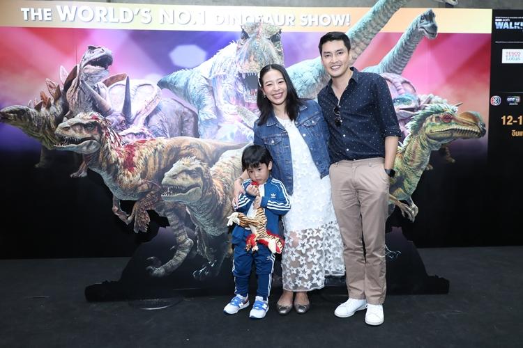 Walking with Dinosaurs อลังการงานเปิดโลกดึกดำบรรพ์และไดโนเสาร์ตัวยักษ์