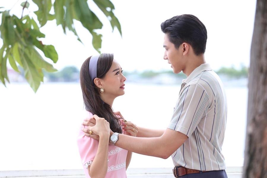 ทุ่งเสน่หา ตอนแรก