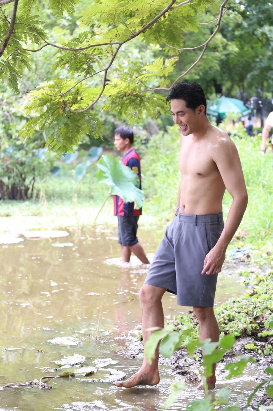 ทุ่งเสน่หา ตอนแรก