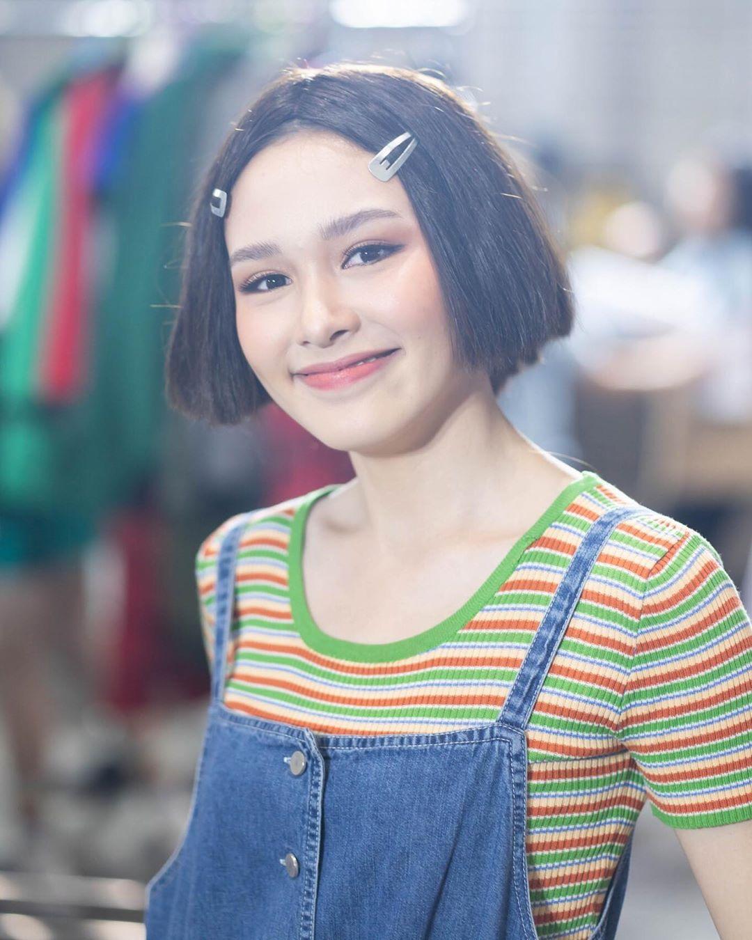 แก้วใจ ทุ่งเสน่หา