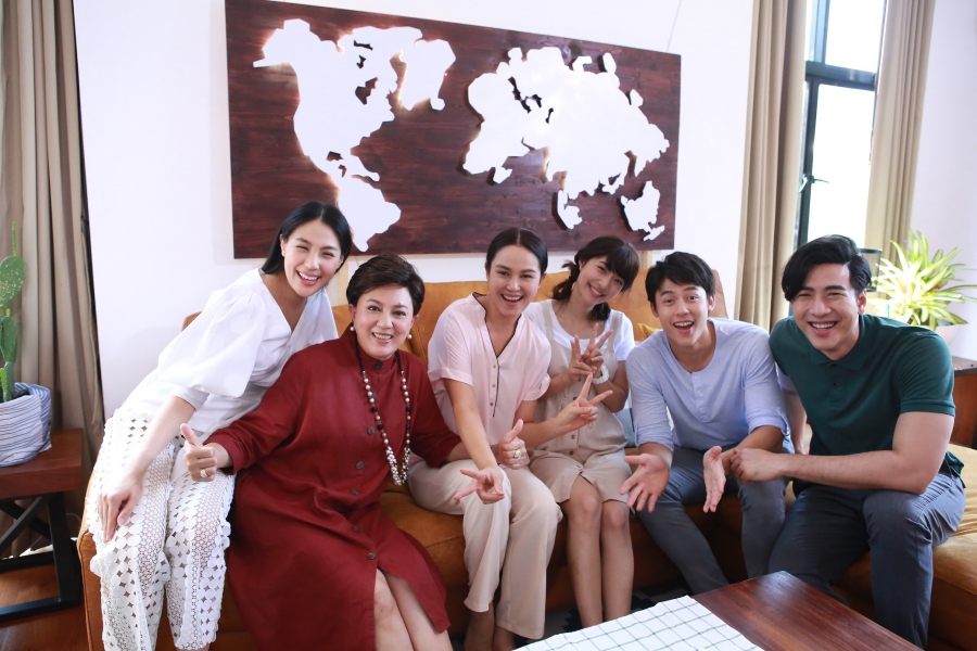 อกเกือบหักแอบรักคุณสามี