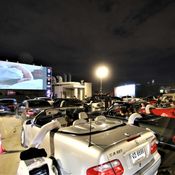 ประมวลภาพ Drive-In Theater ลอยฟ้าสุดคูลโดย เมเจอร์ ดูหนังวิถีใหม่แบบชิลๆ