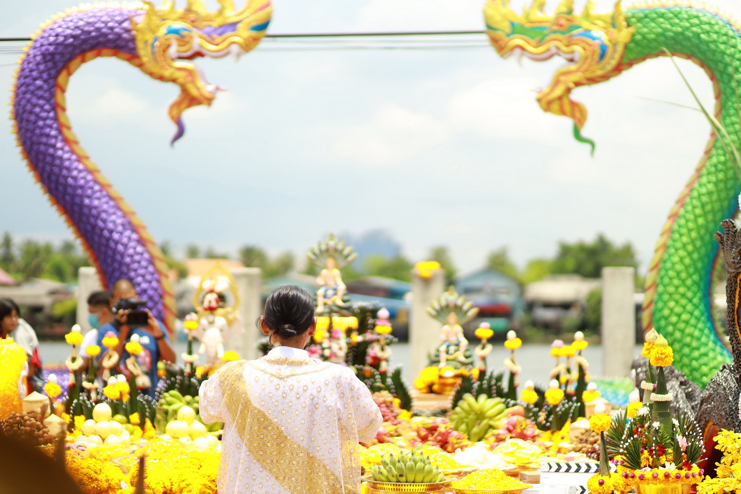 บวงสรวงอลัง! “นาคะวารี” ภาพยนตร์แห่งความเชื่อและศรัทธา “เก่ง ธชย” รับบทพญานาค