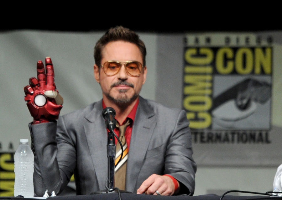 Robert Downey Jr.  โรเบิร์ต ดาวนีย์ จูเนียร์