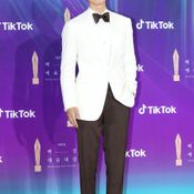 baeksang arts awards 2021 Netflix