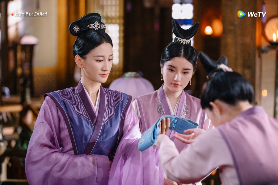 ไข่มุกเคียงบัลลังก์ Novoland: Pearl Eclipse