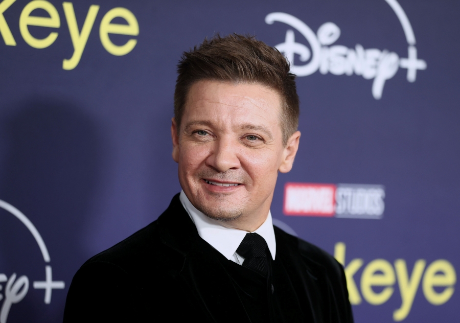 Jeremy Renner  เจเรมี เรนเนอร์