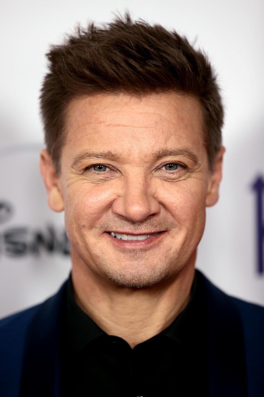 Jeremy Renner  เจเรมี เรนเนอร์