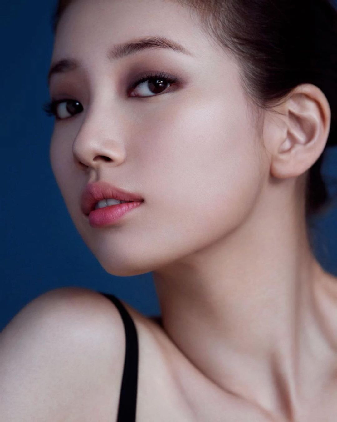 ซูจี Suzy