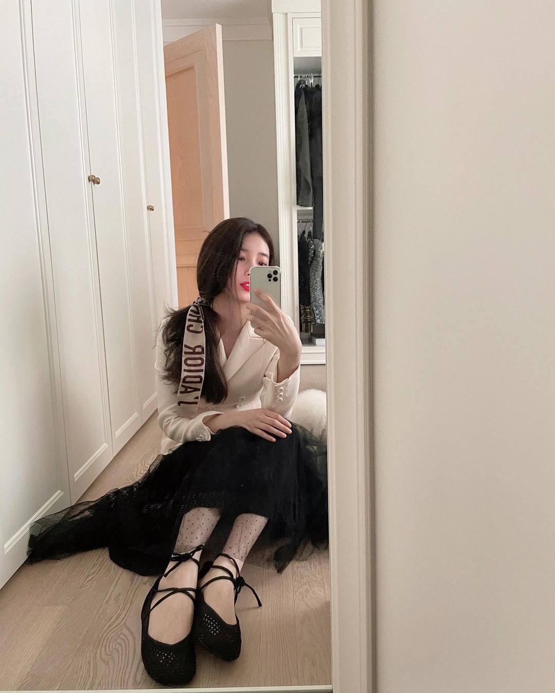 ซูจี Suzy