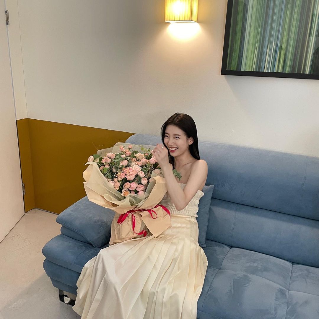 ซูจี Suzy
