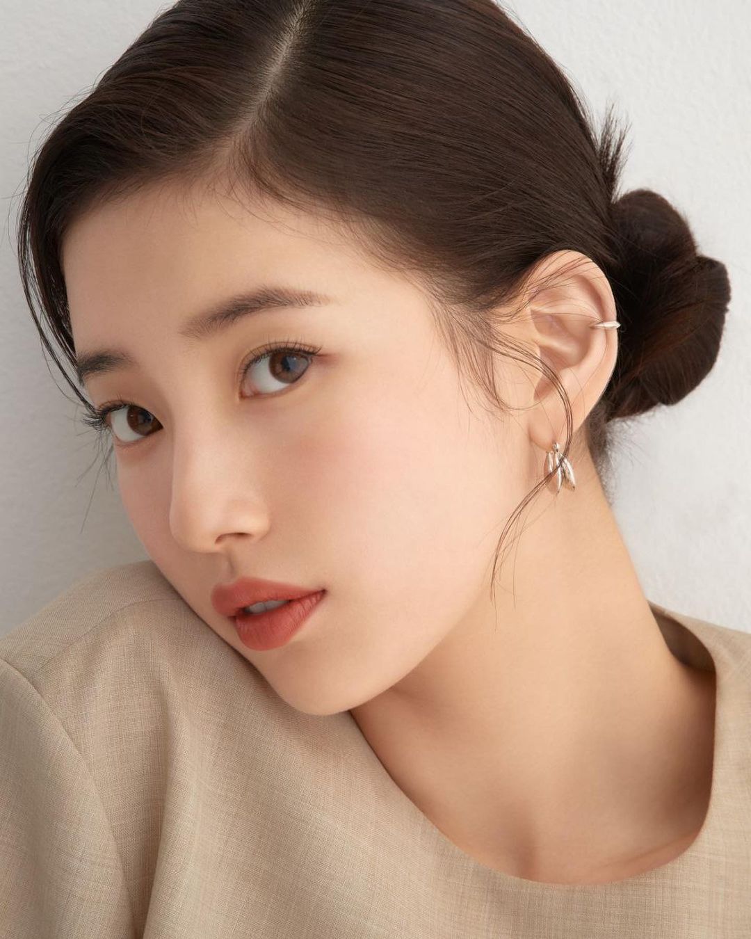 ซูจี Suzy