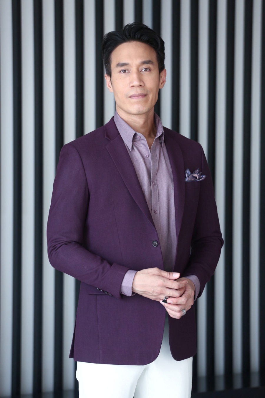 ใต้หล้า ตัวอย่าง