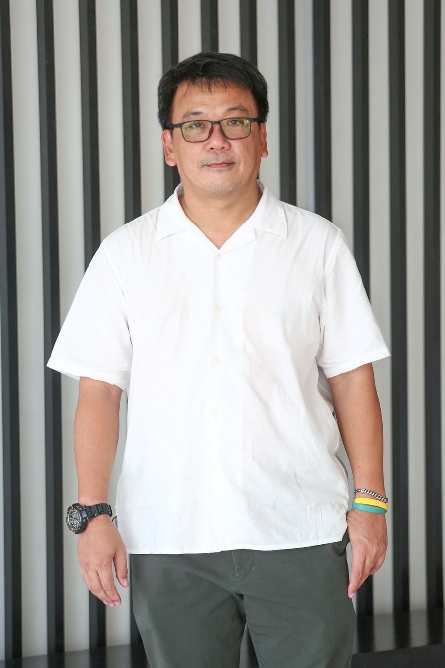 ใต้หล้า ตัวอย่าง