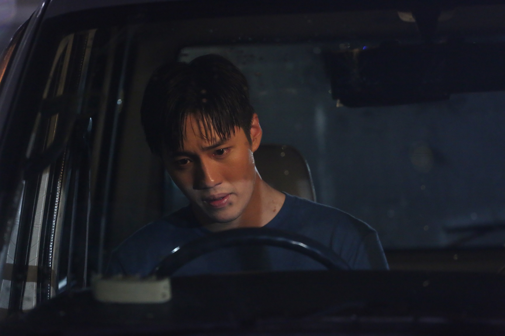 ใต้หล้า ต่อ ธนภพ