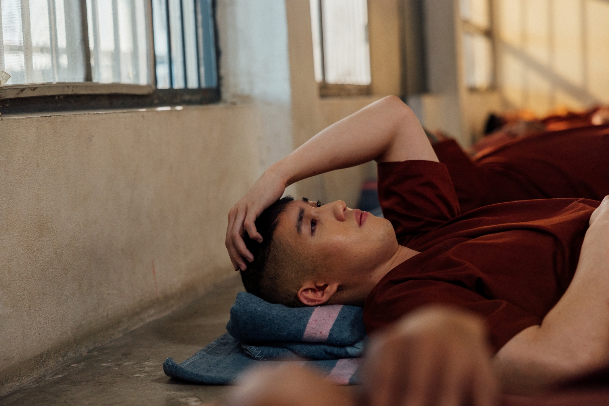 ใต้หล้า ต่อ ธนภพ