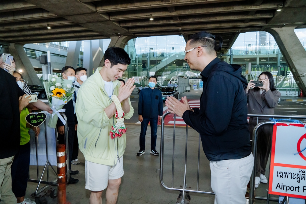 อีจีฮุน (Lee Je Hoon) ที่สนามบินสุวรรณภูมิ