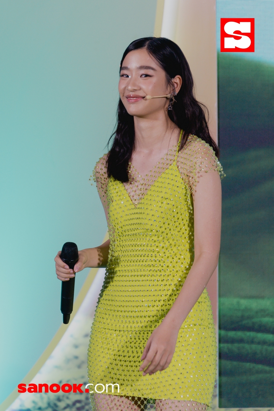 โออิชิฮันนี่เลม่อน น้ำตาล 0%  Presents Magic Of Zero