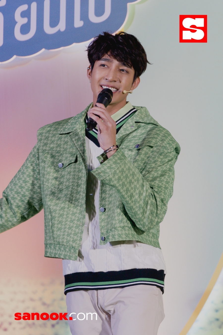 โออิชิฮันนี่เลม่อน น้ำตาล 0%  Presents Magic Of Zero