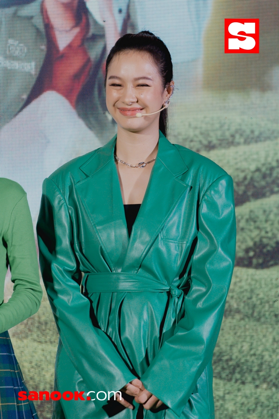 โออิชิฮันนี่เลม่อน น้ำตาล 0%  Presents Magic Of Zero