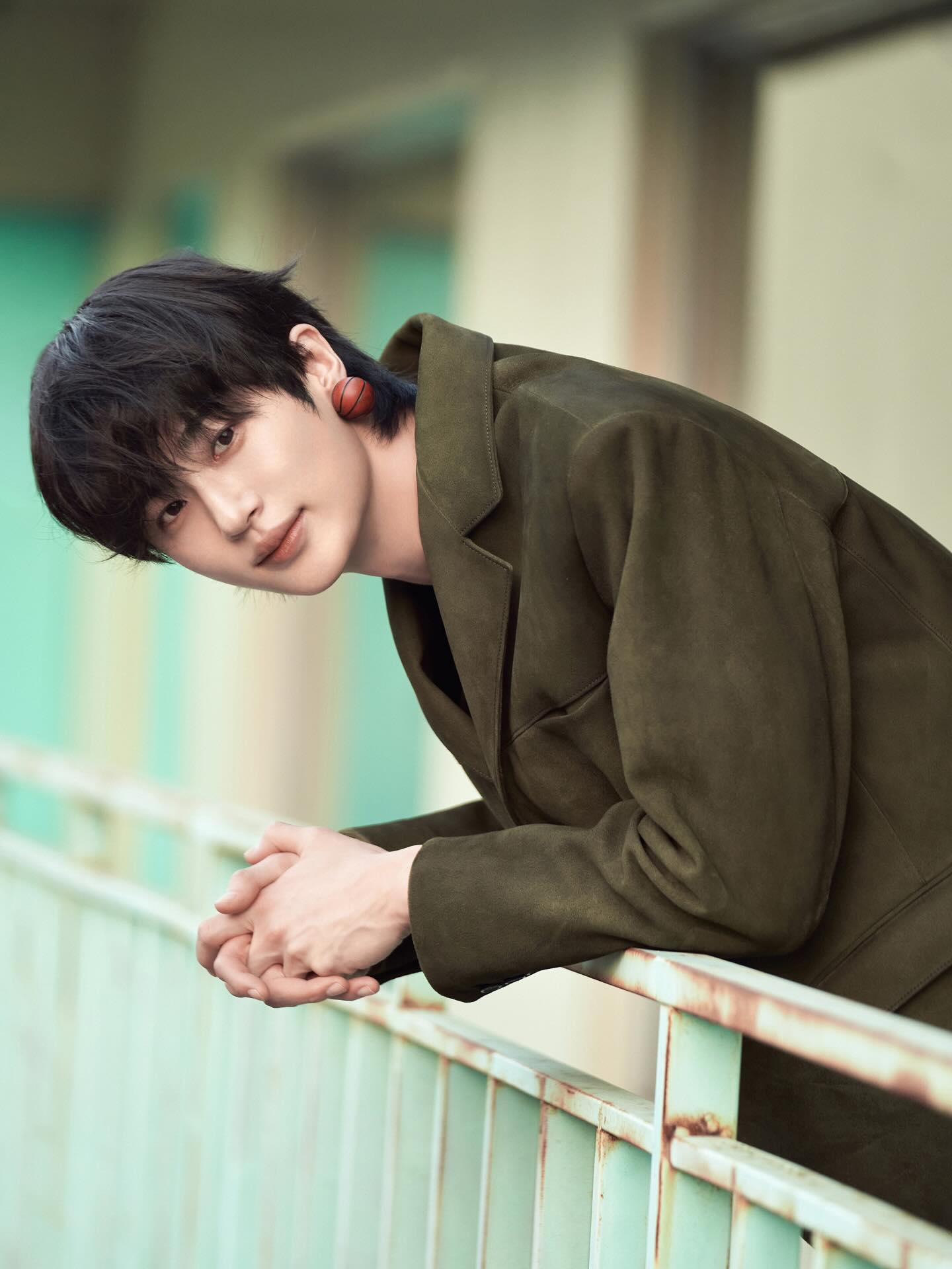 ประวัติ ผลงาน บยอนอูซอก