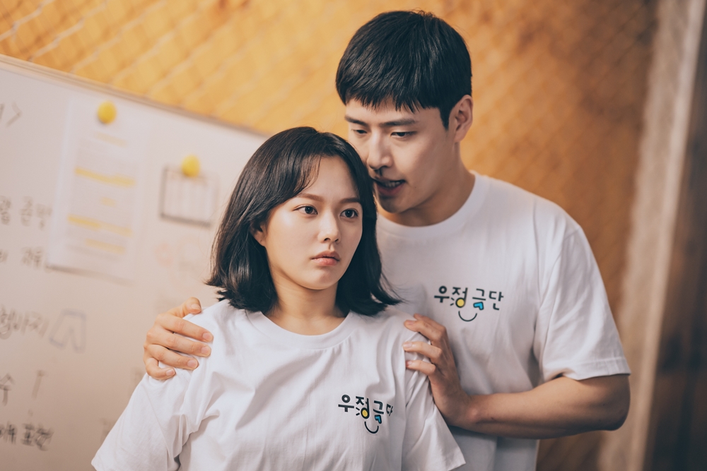 Curtain Call (พลิกบทบาททายาทหมื่นล้าน)