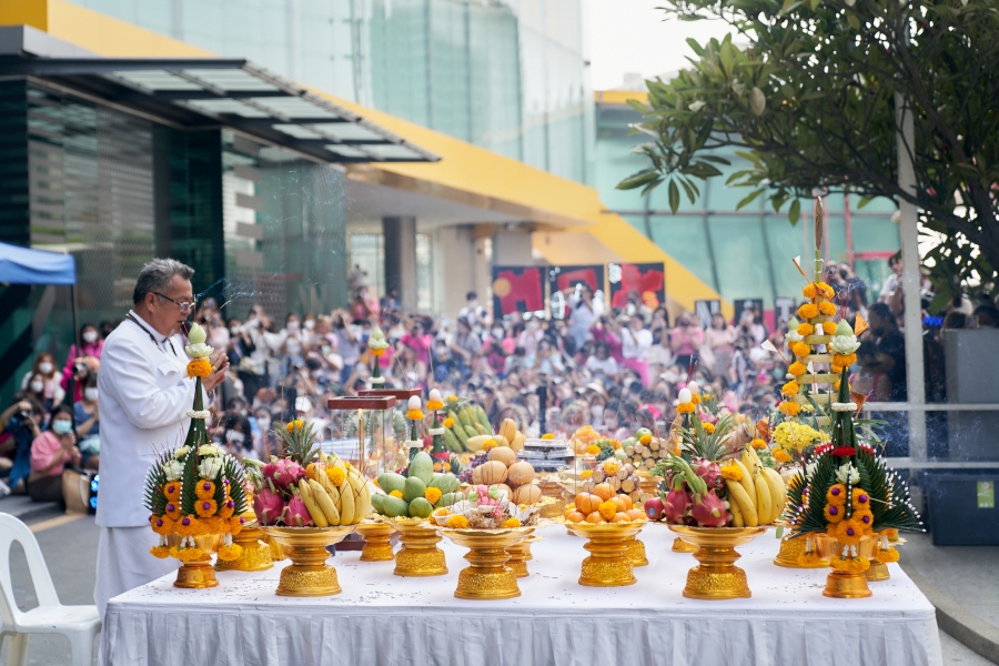 ดื้อเฮียก็หาว่าซน