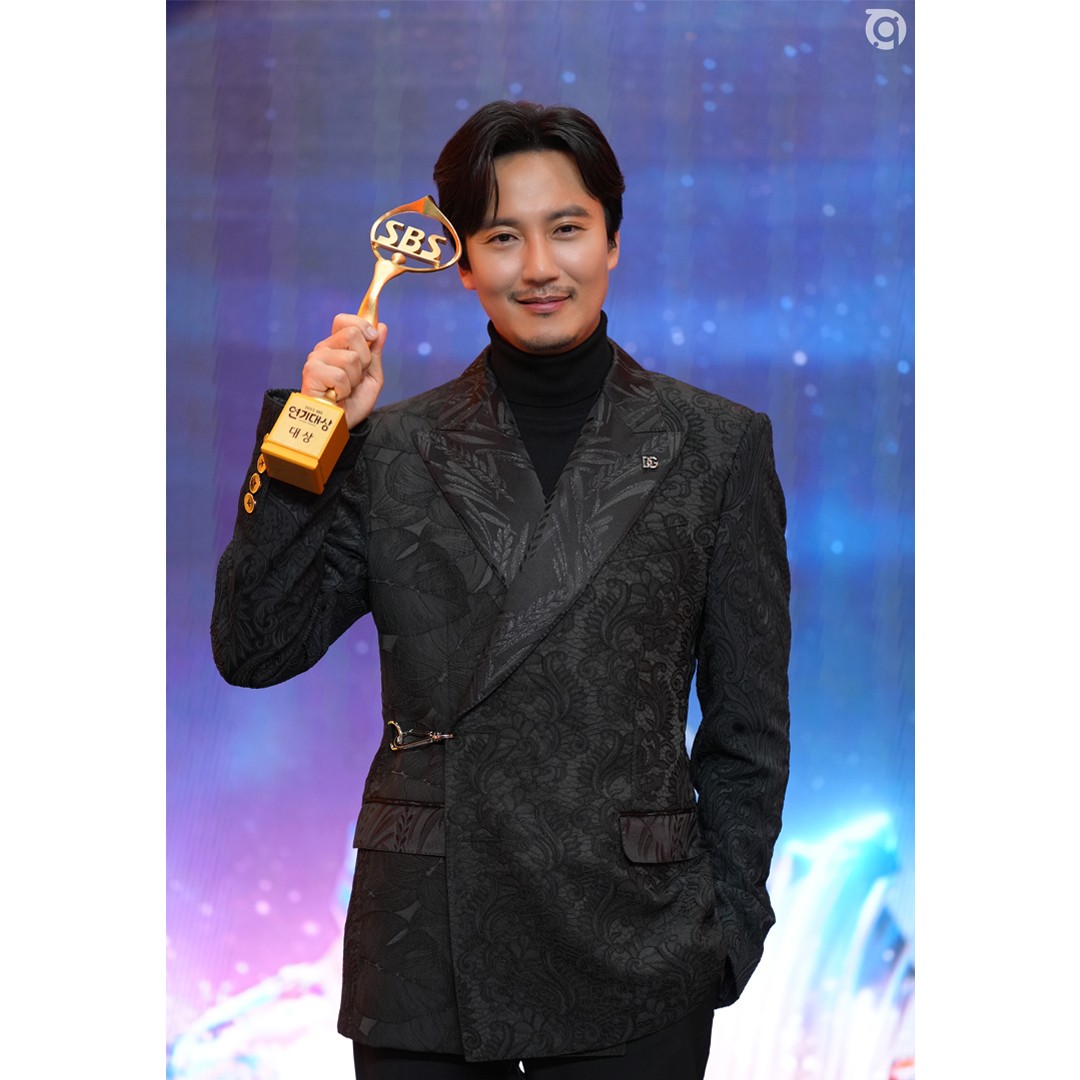 คิมนัมกิล (Kim Nam-gil)