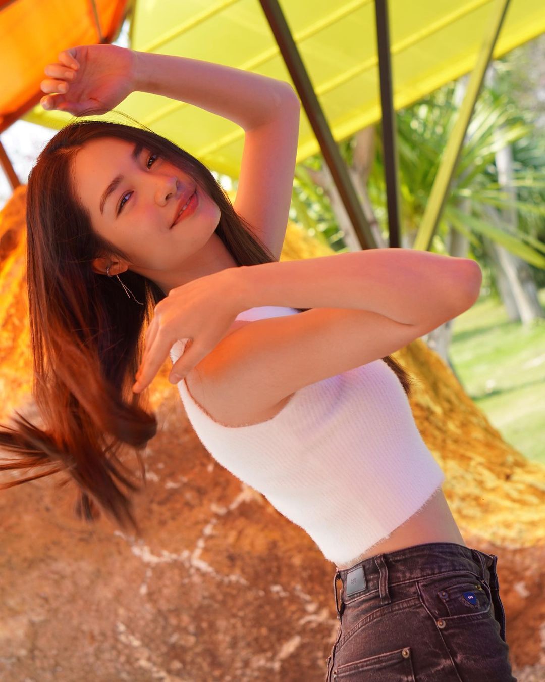 เมื่อตะวันลับฟ้าก็จะเป็นเวลาของดวงดาว ริว มิ้นท์