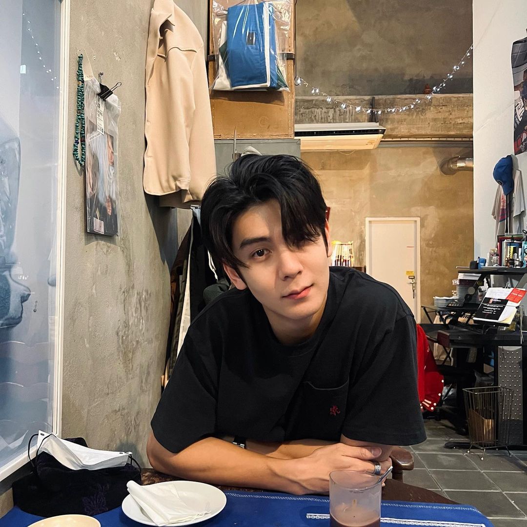 เมื่อตะวันลับฟ้าก็จะเป็นเวลาของดวงดาว ริว มิ้นท์