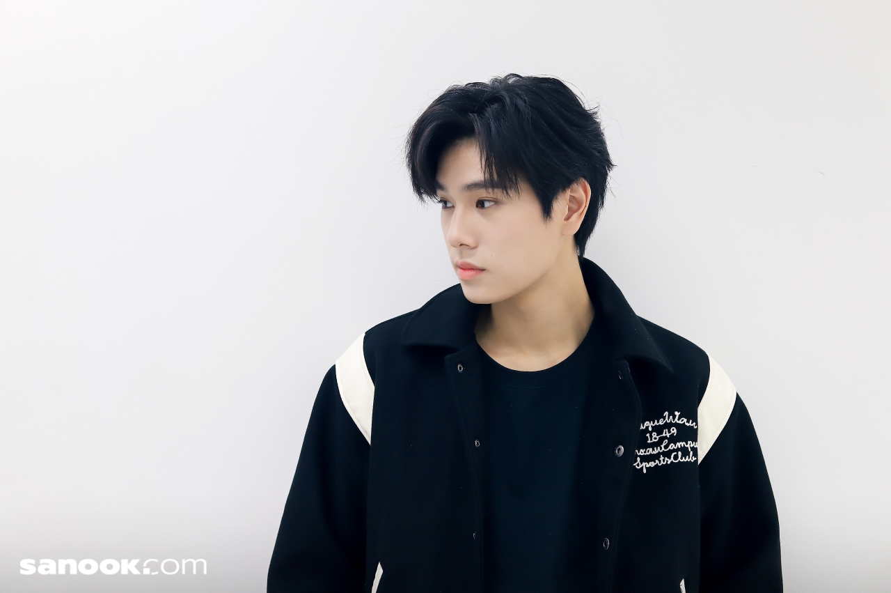 Sanook Star of The Month - ภูวินทร์ 