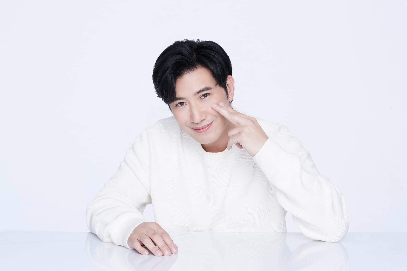 หนุ่ม กรรชัย