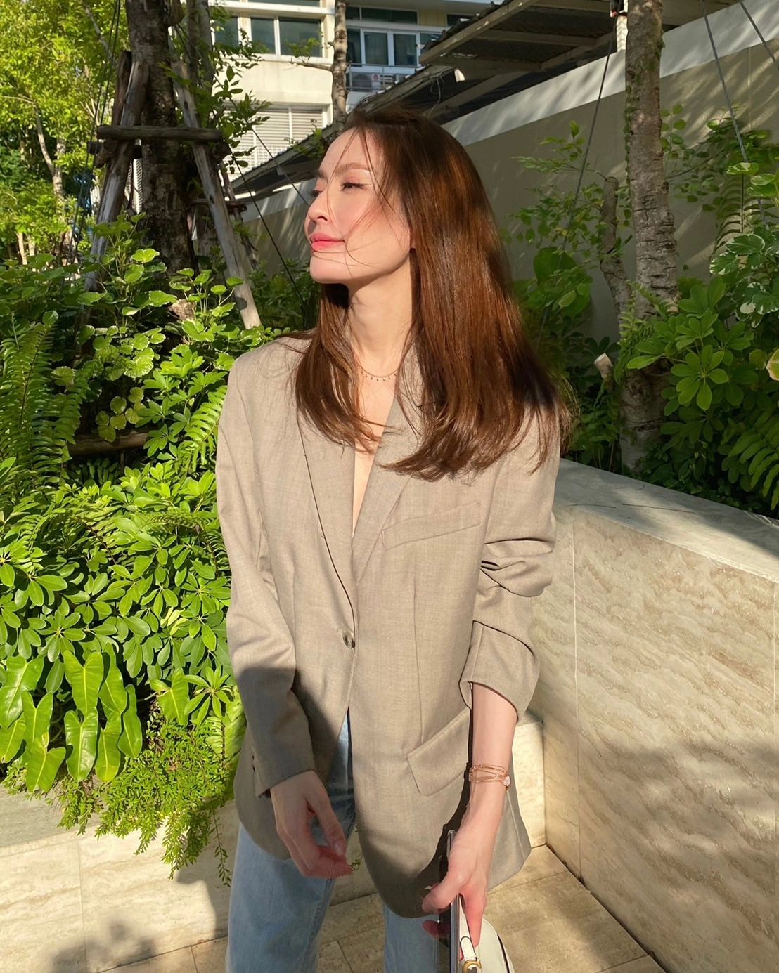 แอฟ ทักษอร สร้างตำนานด่าแรงกว่า เพ้อเจ้อ